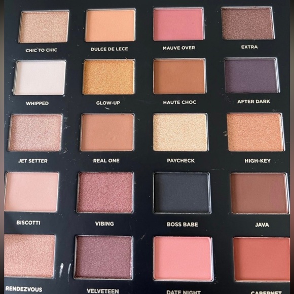 🆕ICONIC LONDON Booming & Gleaming Eyeshadow Palette - Picture 8 of 8